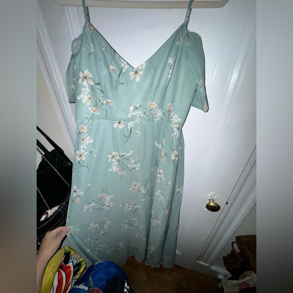 Worn once briefly - Birdy Grey “Le Fleur” Floral Green Bridesmaids Dress - Picture 3 of 8